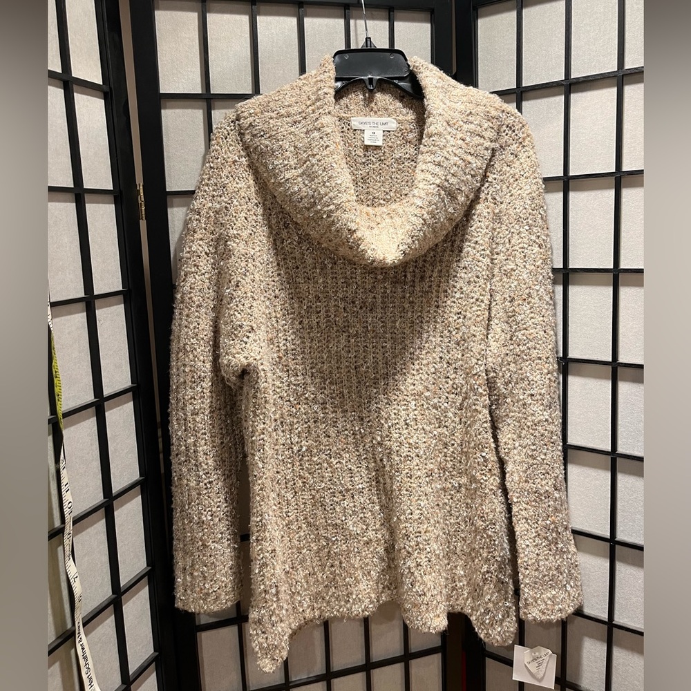 Women’s cowl neck sweater. Skys the limit size 1X beige NWT
